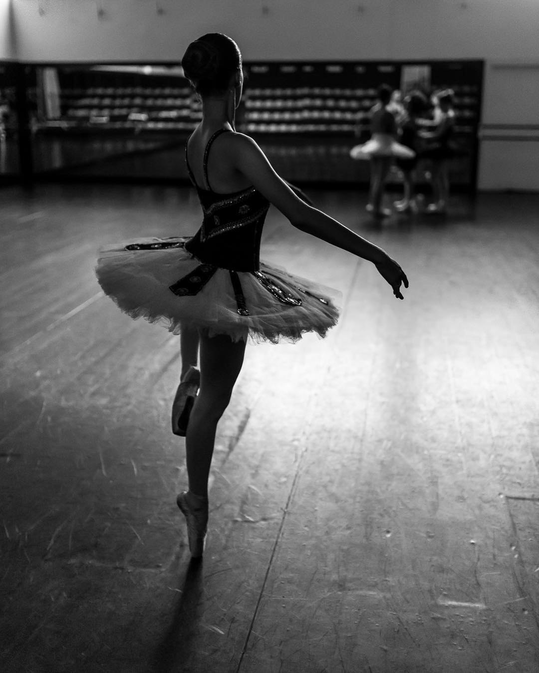 “Bailarinas"